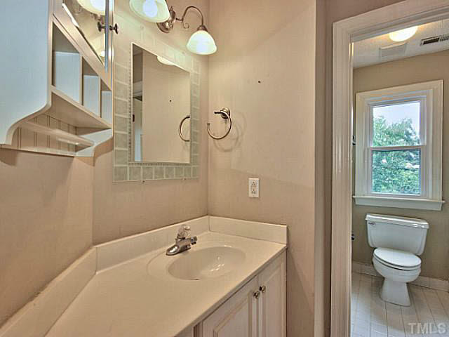 2405 Cookshire Drive Raleigh, NC 27604 - Photo 16 of 25 This 2nd full size bath is located between bedrooms 2 & 3 and offers your friends and family all the privacy they need.