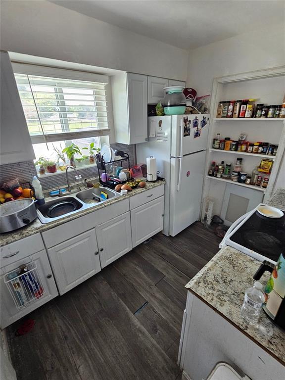 700 West 34th Street Riviera Beach, FL 33404 - Photo 2 of 21