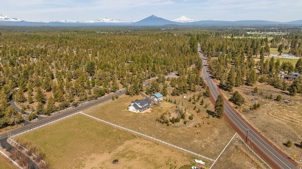 67350 Gist Road Bend, OR 97703 - Photo 54 of 61 RileyVisualsa-5
