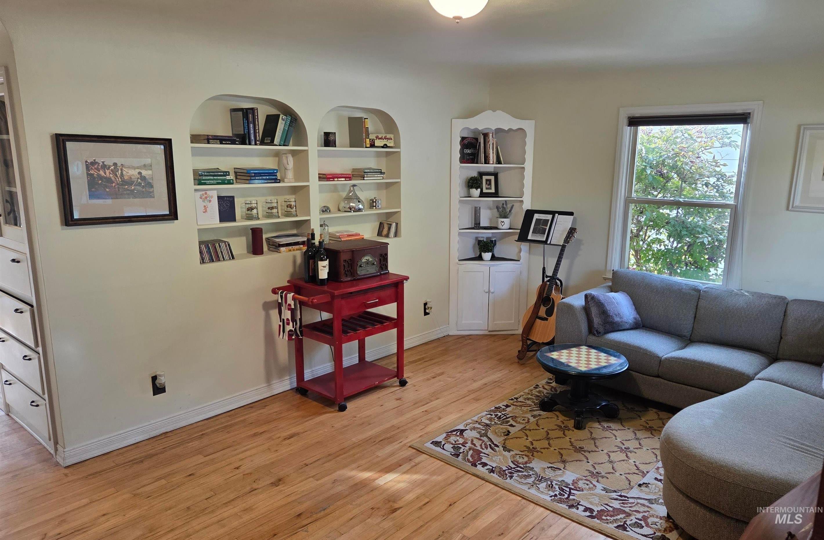 702 Opal Street Boise, ID 83705 - Photo 8 of 47