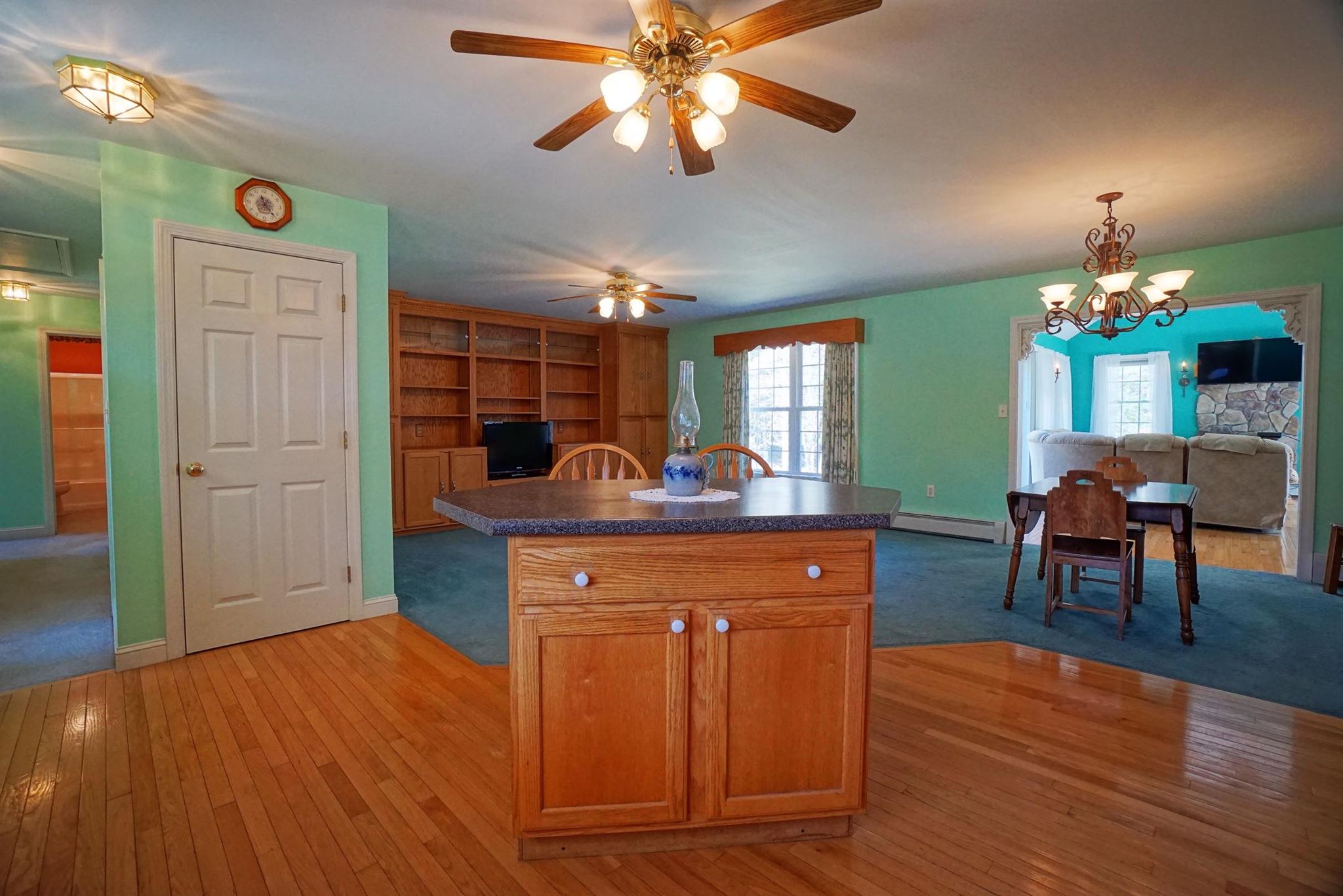 159 Parker Road New Boston, NH 03070 - Photo 9 of 40