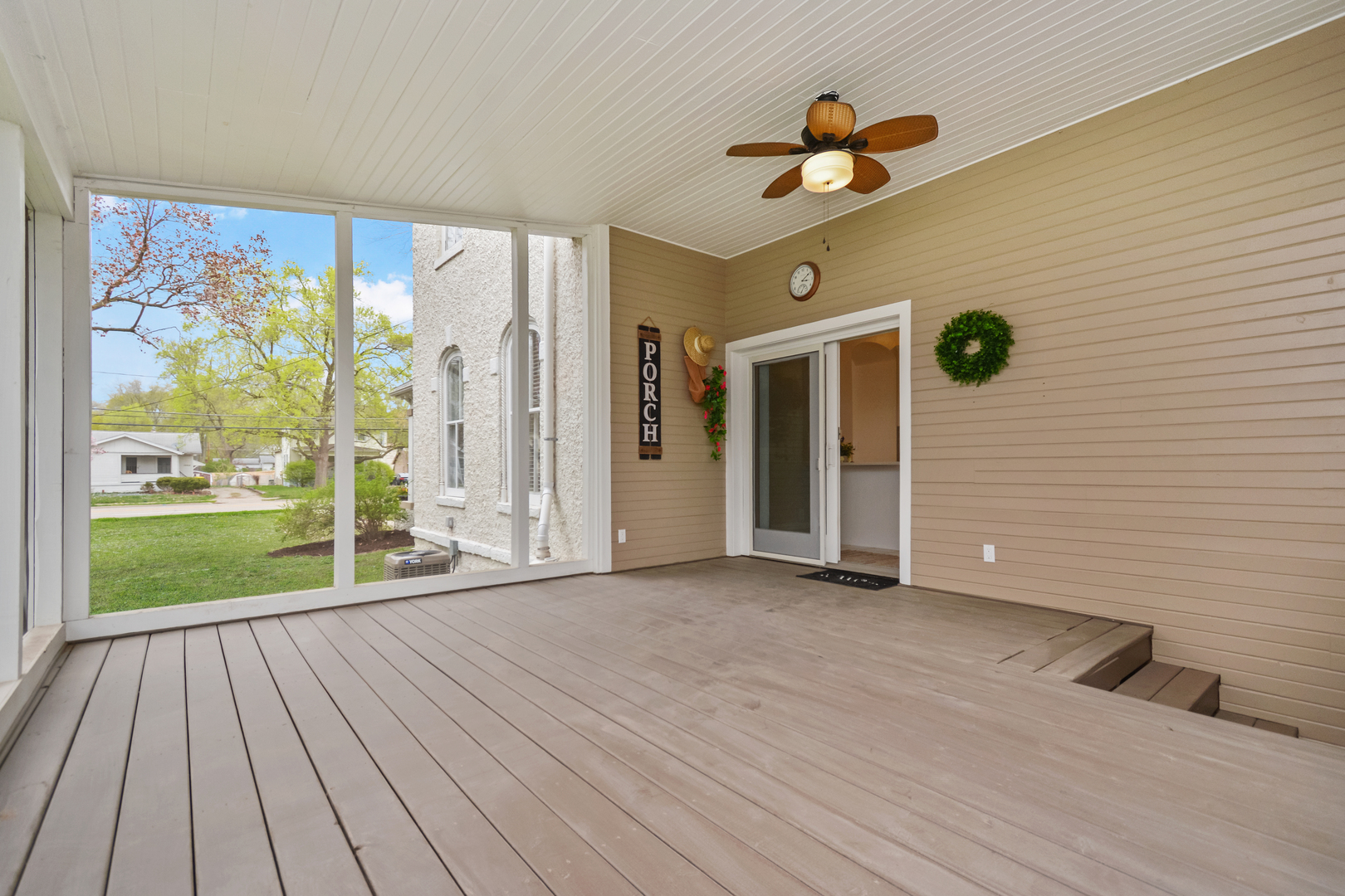 1005 West Hovey Avenue Normal, IL 61761 - Photo 14 of 86