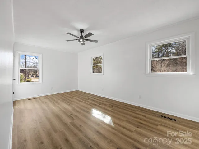 $338,000 | 815 Peniel Road, Columbus, NC 28722