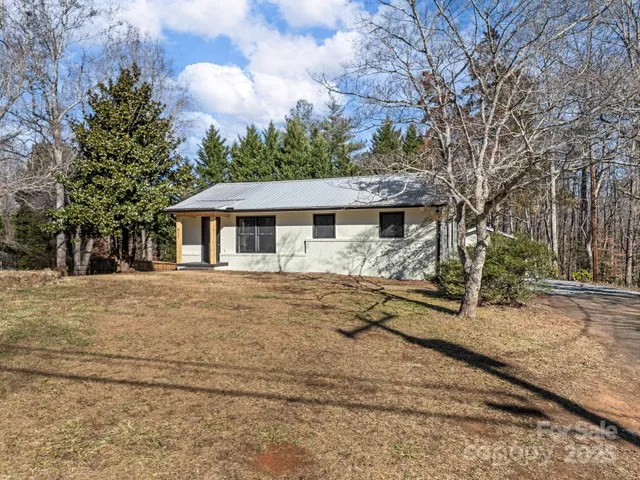 $338,000 | 815 Peniel Road, Columbus, NC 28722