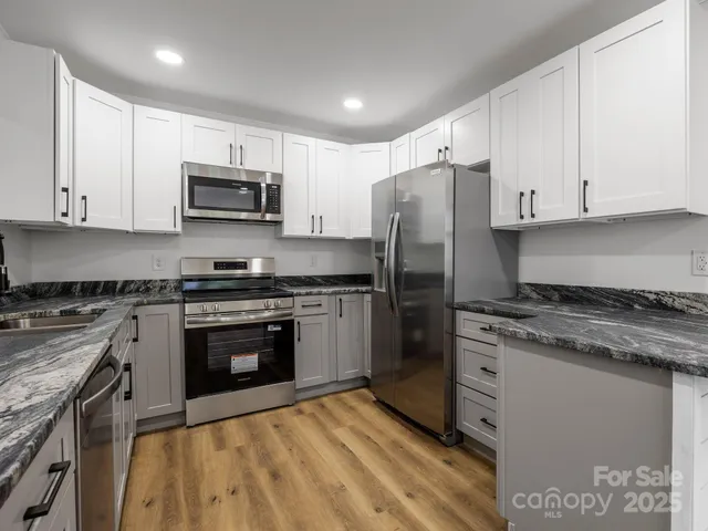 $338,000 | 815 Peniel Road, Columbus, NC 28722