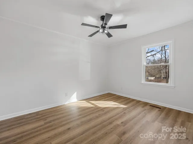 $338,000 | 815 Peniel Road, Columbus, NC 28722