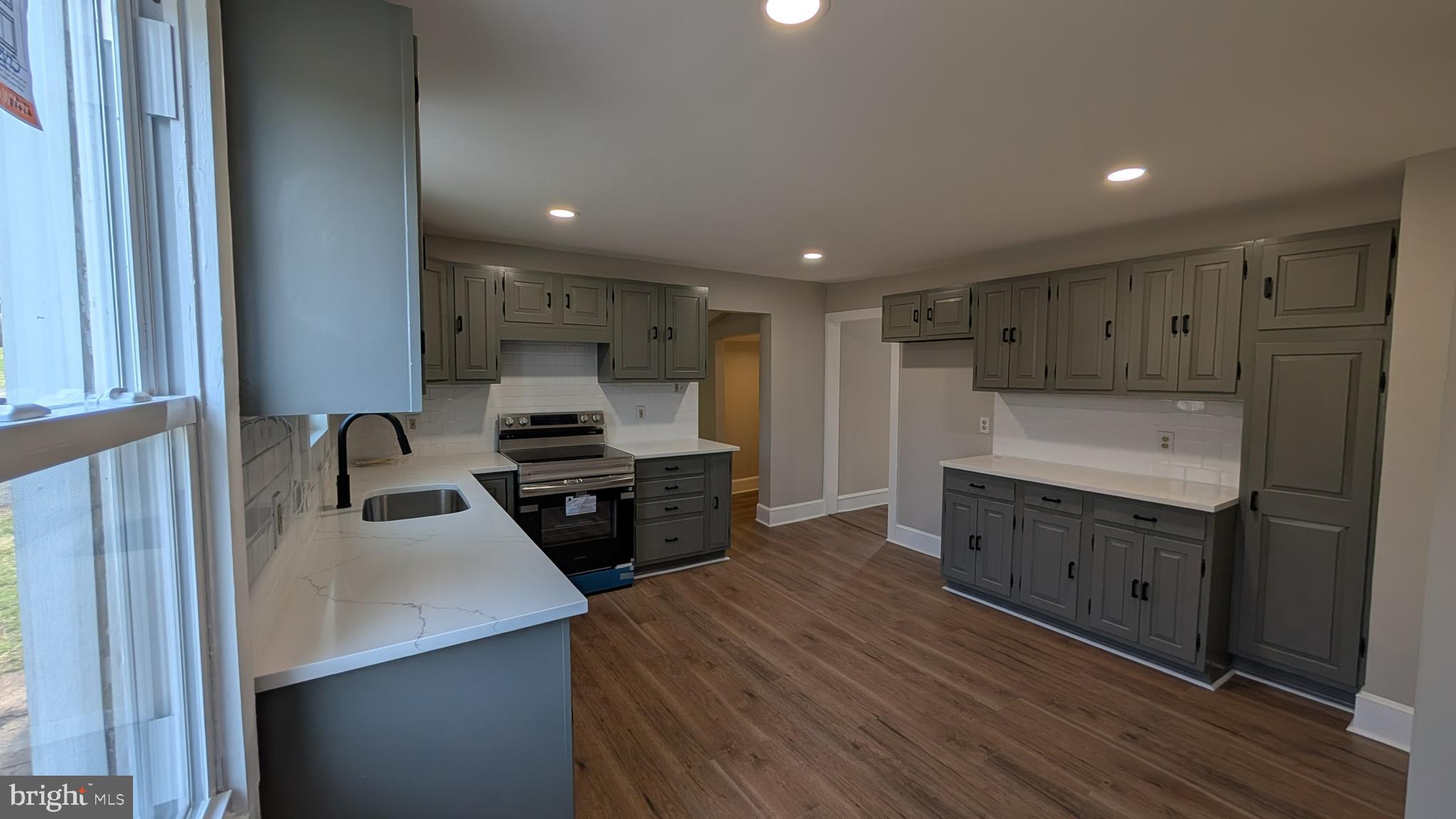 4 Boraten Road Royersford, PA 19468 - Photo 6 of 38