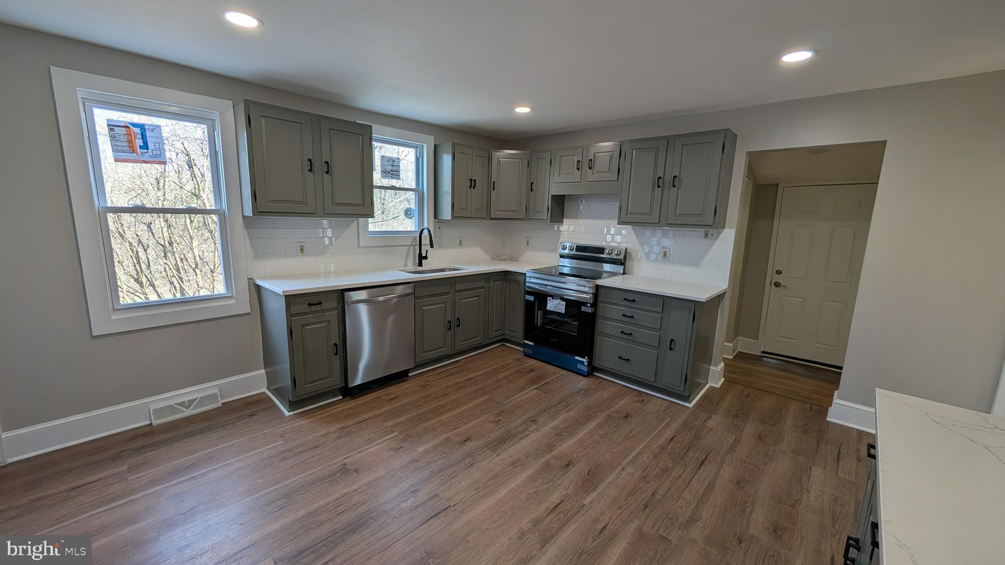4 Boraten Road Royersford, PA 19468 - Photo 7 of 38