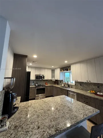 $6,900 | 10973 Northwest 53rd Lane, Doral, FL 33178