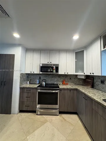 $6,900 | 10973 Northwest 53rd Lane, Doral, FL 33178