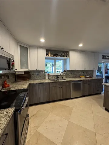 $6,900 | 10973 Northwest 53rd Lane, Doral, FL 33178