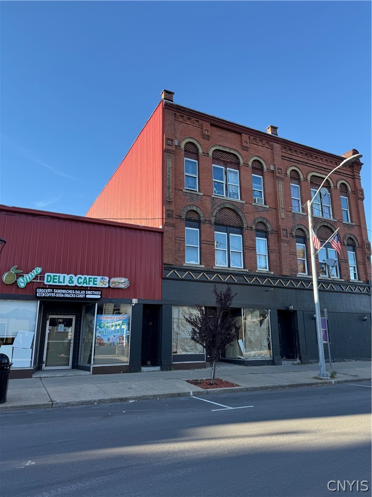 169 Madison Street Oneida, NY 13421 - Photo 2 of 7