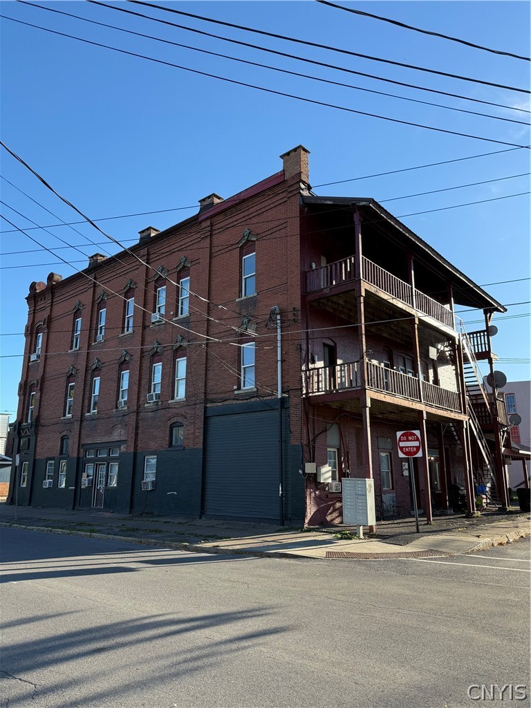 169 Madison Street Oneida, NY 13421 - Photo 5 of 7