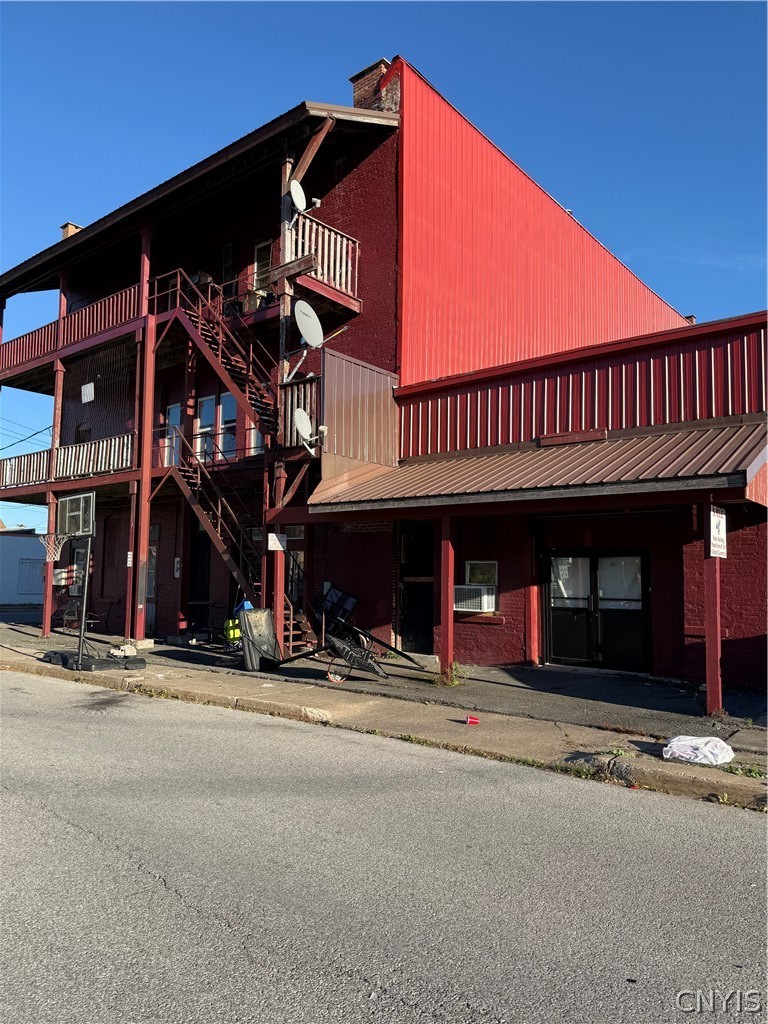 169 Madison Street Oneida, NY 13421 - Photo 6 of 7