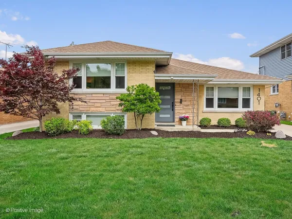 $497,000 | 1401 Forest Road, La Grange Park, IL 60526
