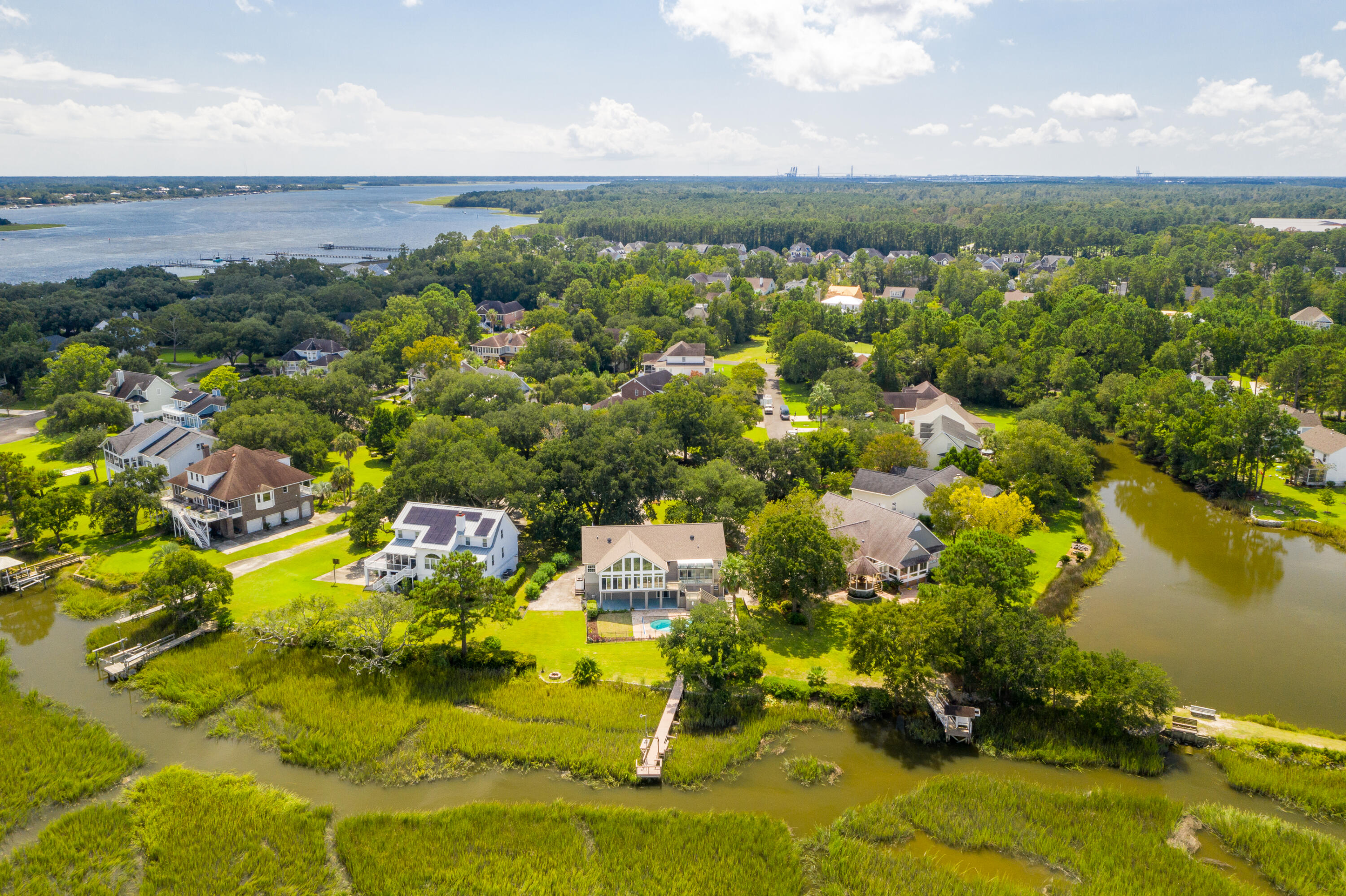 313 Jamesbury Road Charleston, SC 29492 - Photo 3 of 46 313 Jamesbury Road