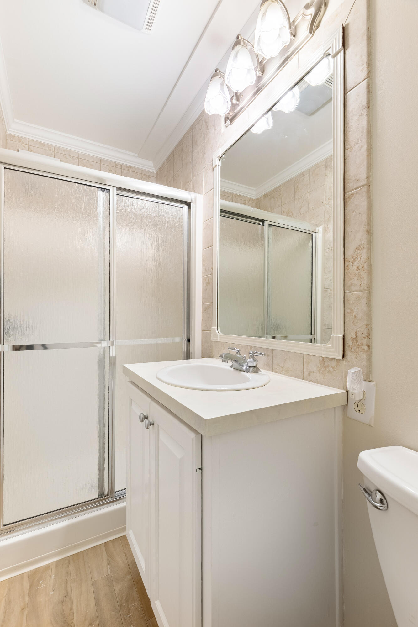 313 Jamesbury Road Charleston, SC 29492 - Photo 24 of 46 4th bath