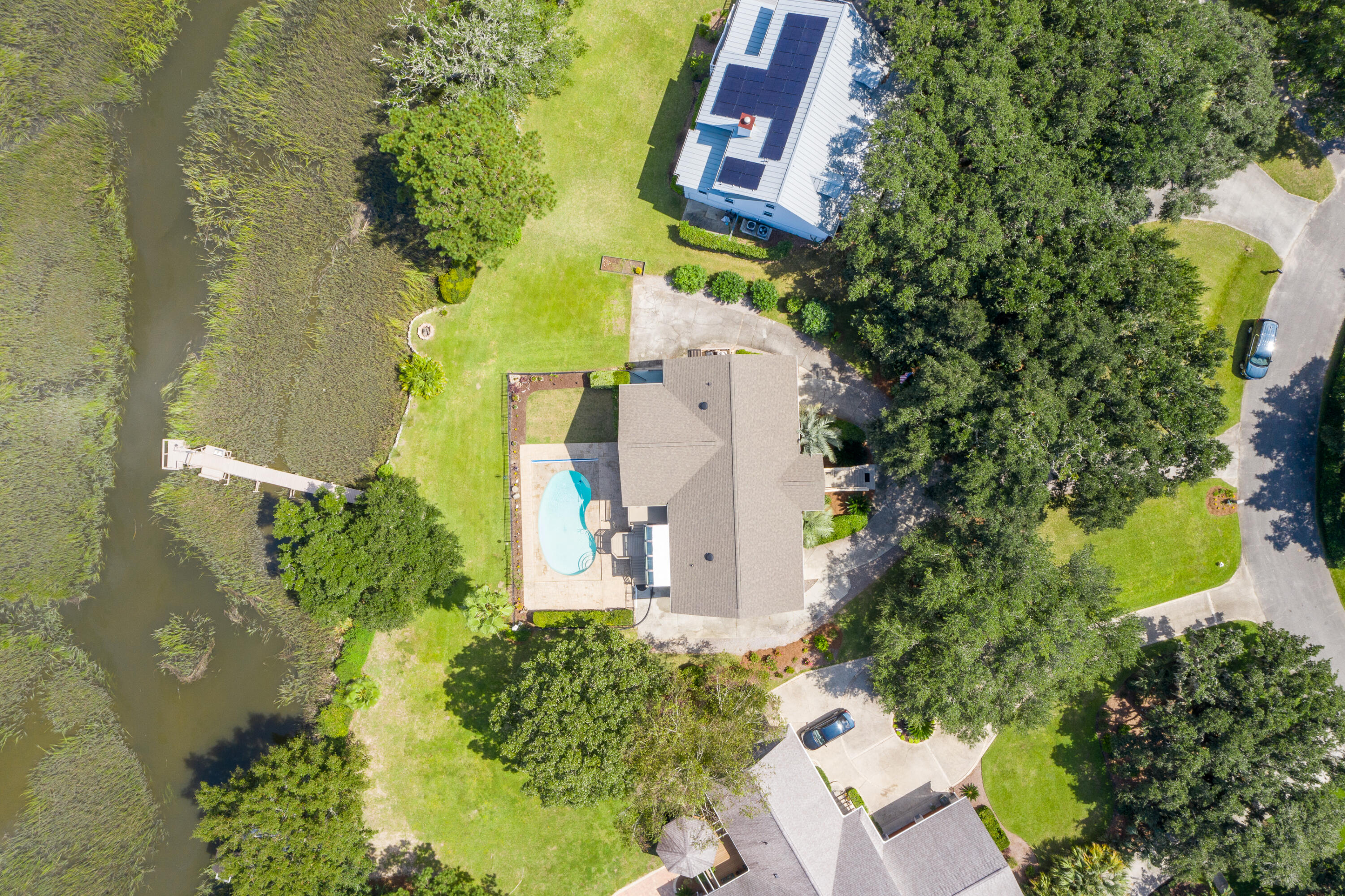 313 Jamesbury Road Charleston, SC 29492 - Photo 40 of 46 Large lot