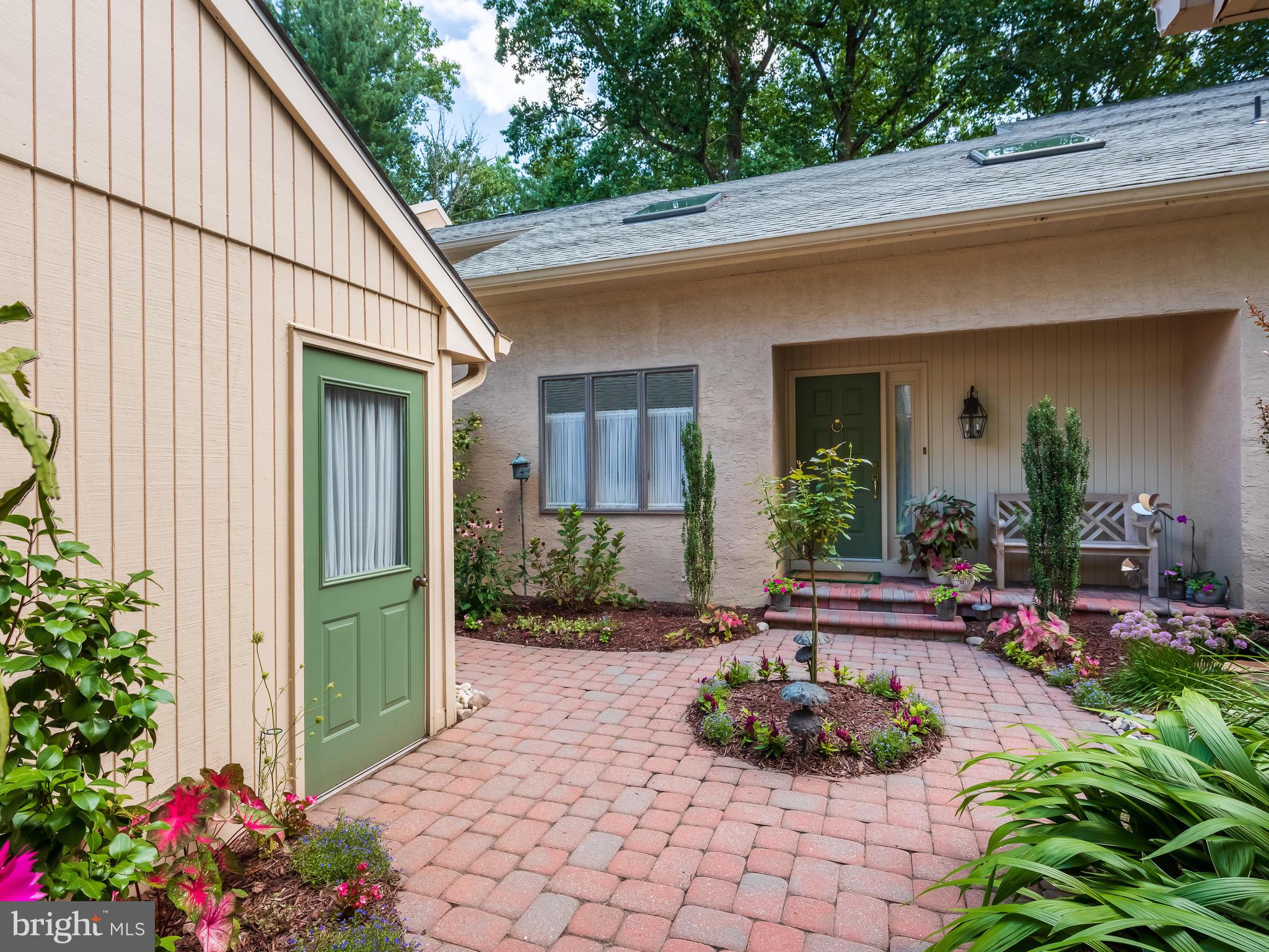 28 Toft Woods Way, Unit D Media, PA 19063 - Photo 2 of 56
