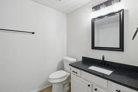 $389,900 | 5147 Ivycrest Trail, Arlington, TX 76017