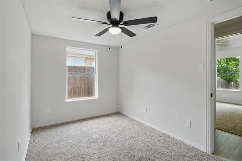 $389,900 | 5147 Ivycrest Trail, Arlington, TX 76017