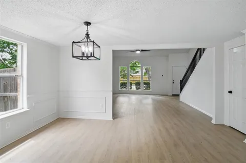 $389,900 | 5147 Ivycrest Trail, Arlington, TX 76017