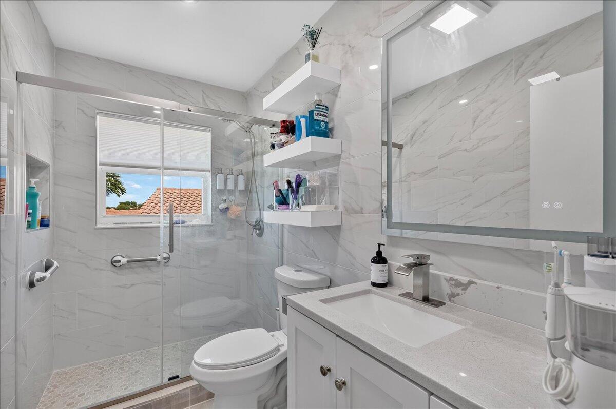 10712 Oak Lake Way Boca Raton, FL 33498 - Photo 36 of 48 26-8I8A0176