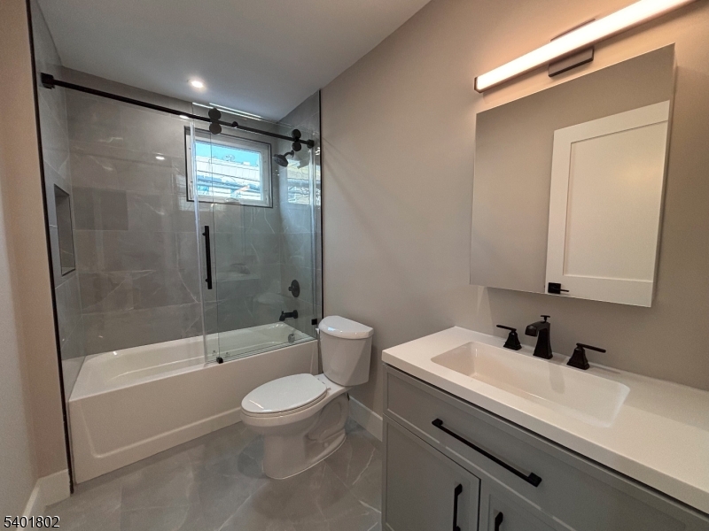 136 Elm Street, Unit 202 Newark, NJ 07105 - Photo 7 of 8