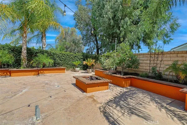 $1,150,000 | 23609 Wilmington Court, Valencia, CA 91354