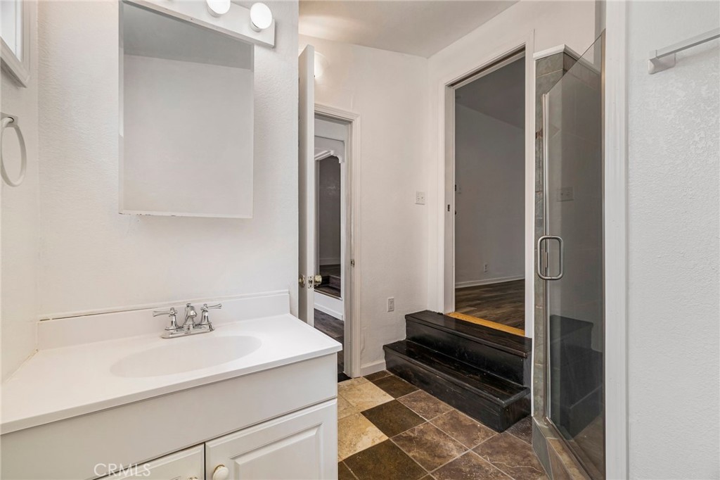 1617 Hemlock Street Chico, CA 95928 - Photo 16 of 60