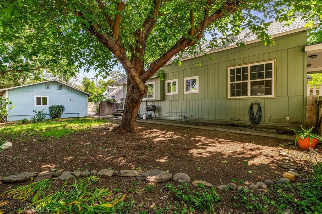 1617 Hemlock Street Chico, CA 95928 - Photo 29 of 60