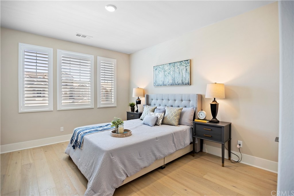 63 Crater Irvine, CA 92618 - Photo 25 of 34 a bedroom with bed and a window