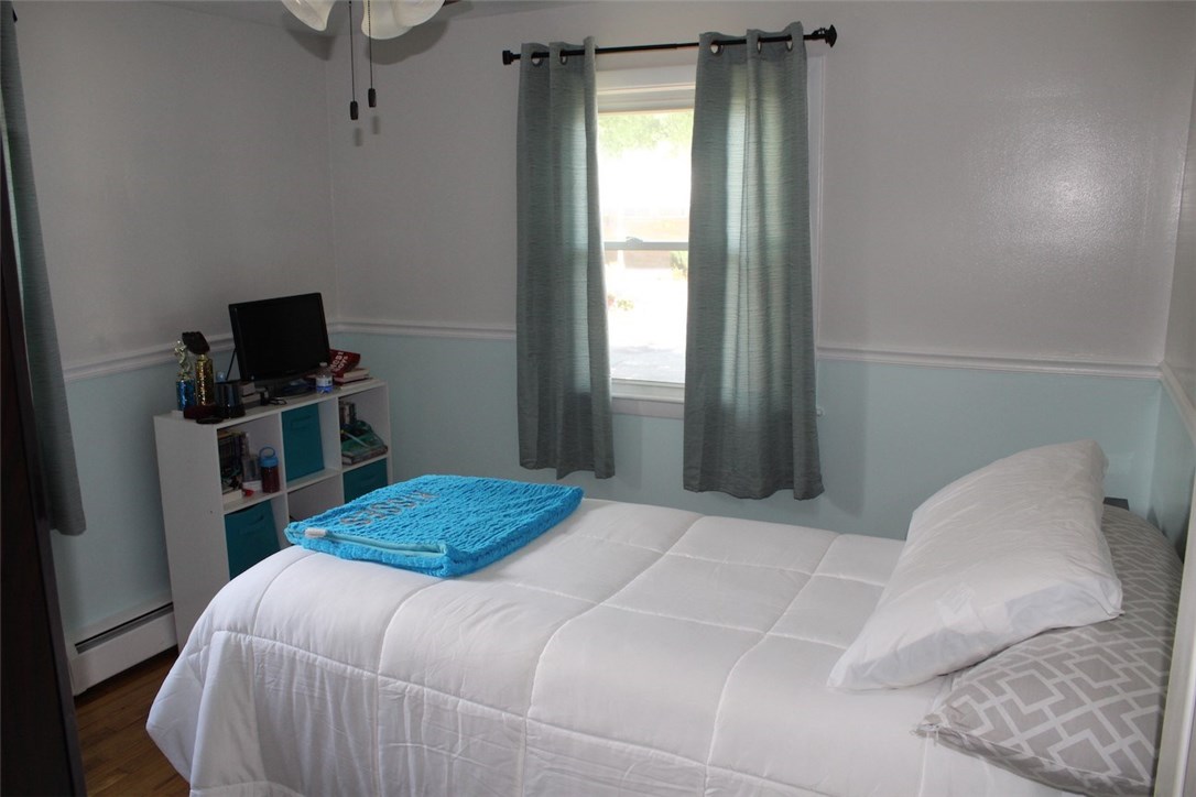 47 Crocus Street Warwick, RI 02886 - Photo 11 of 21 Gallery Image 11