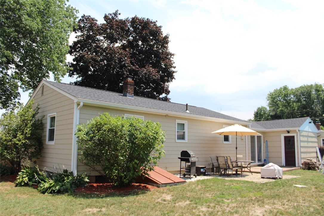 47 Crocus Street Warwick, RI 02886 - Photo 20 of 21 Gallery Image 20