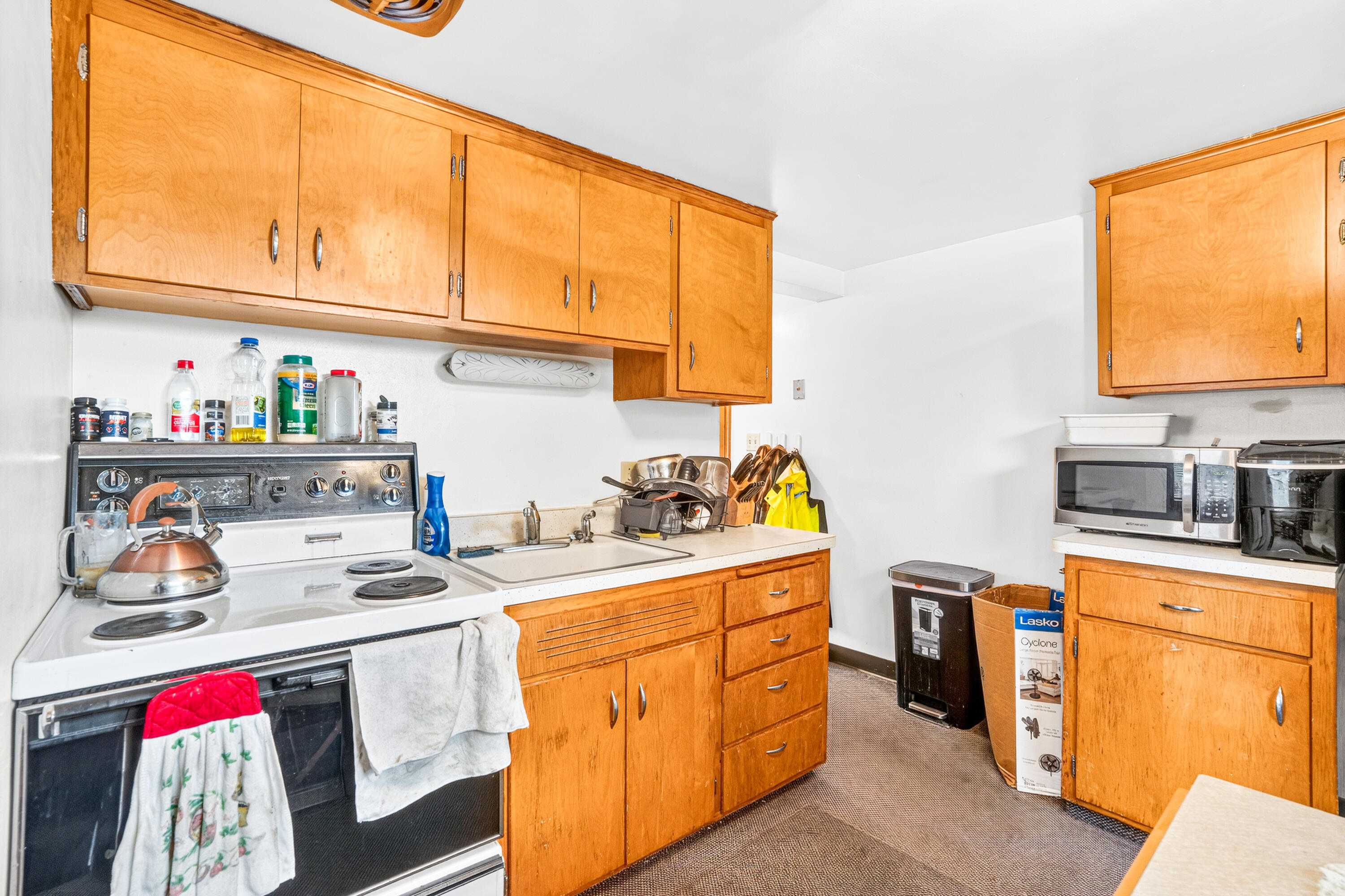 3616 North Newman Road, Unit 3618 Caledonia, WI 53406 - Photo 21 of 25 Upper Unit Kitchen