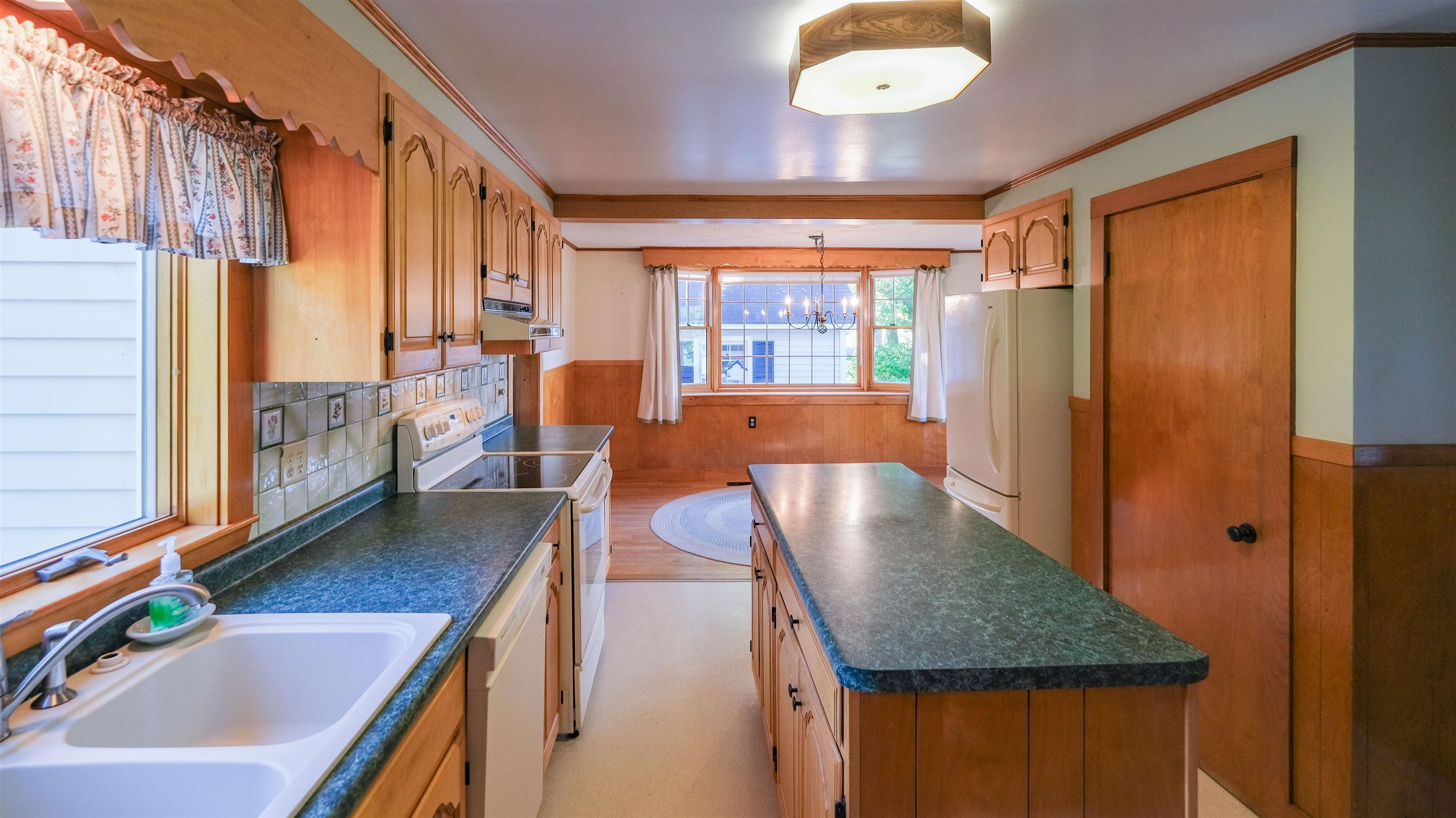 758 Weston-Andover Road Andover, VT 05143 - Photo 7 of 59