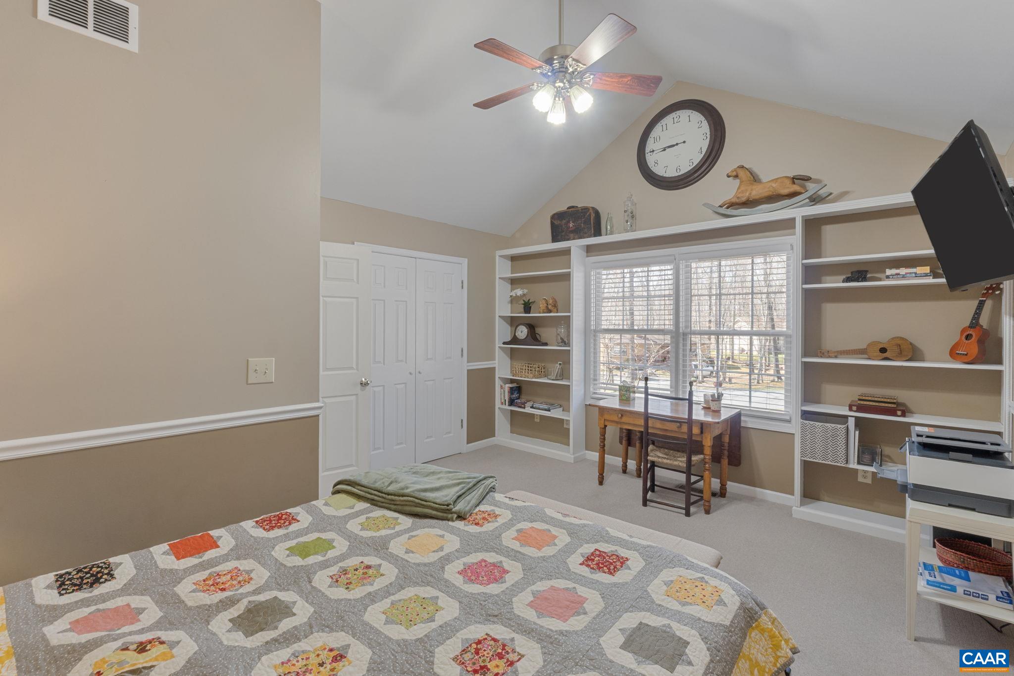 70 Riverside Drive Palmyra, VA 22963 - Photo 22 of 31 Built-in shelves