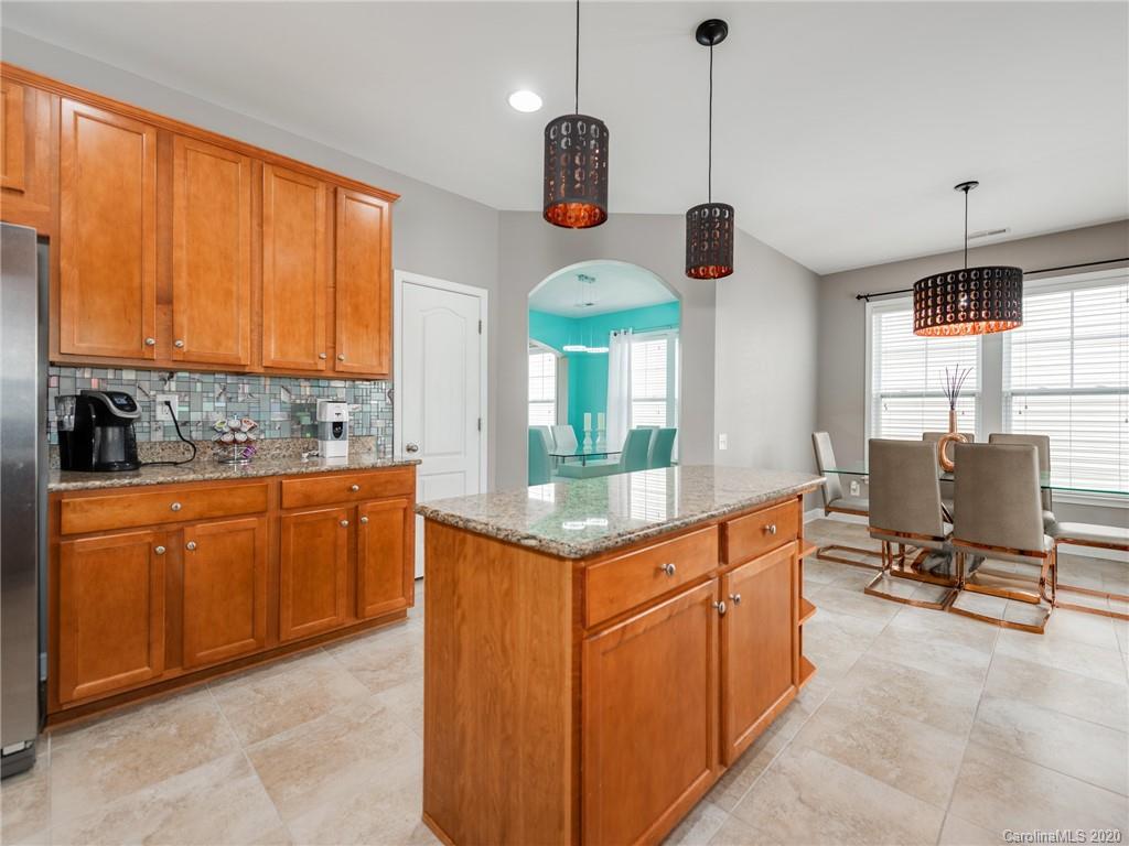 11028 Greenhead View Road Charlotte, NC 28262 - Photo 11 of 31 Gallery Image 11
