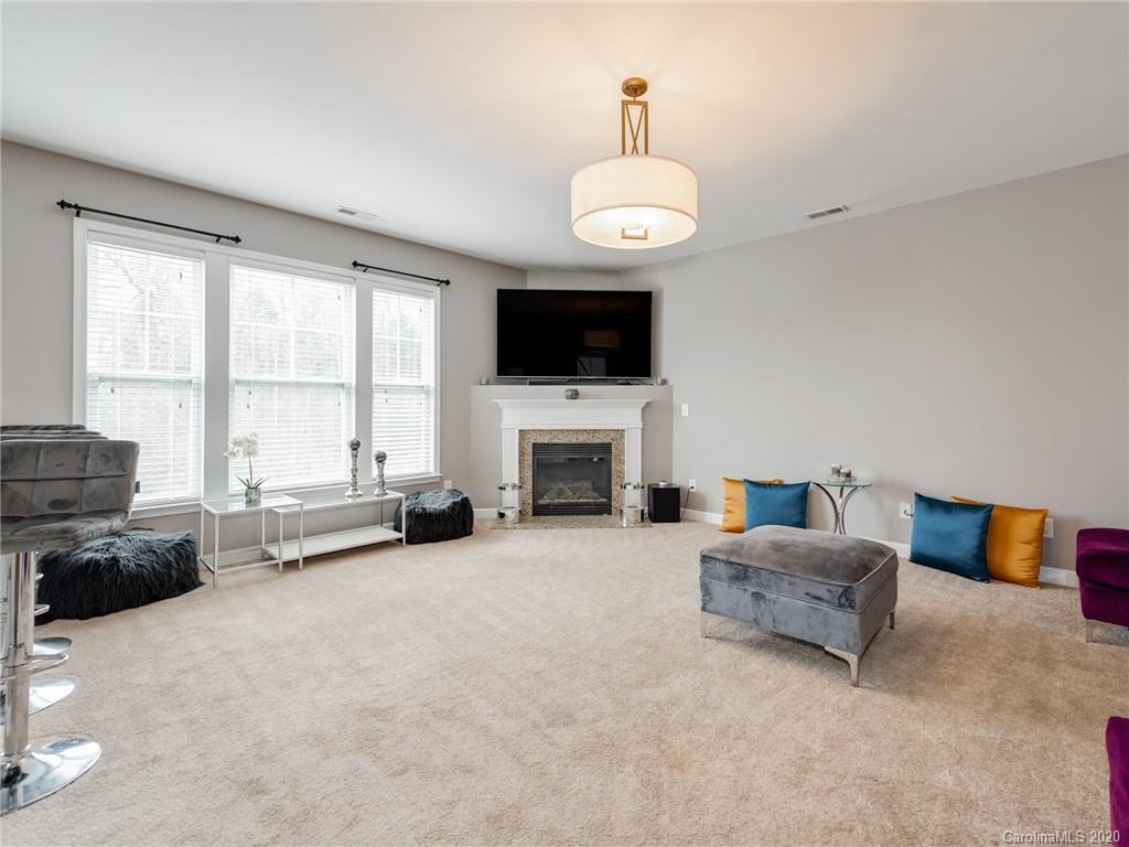 11028 Greenhead View Road Charlotte, NC 28262 - Photo 13 of 31 Gallery Image 13