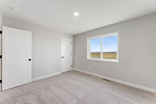 $649,900 | 15035 Ardmullivan Lane, Rosemount, MN 55068