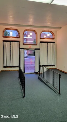 $1,200 | 7 North Main Street, Gloversville, NY 12078