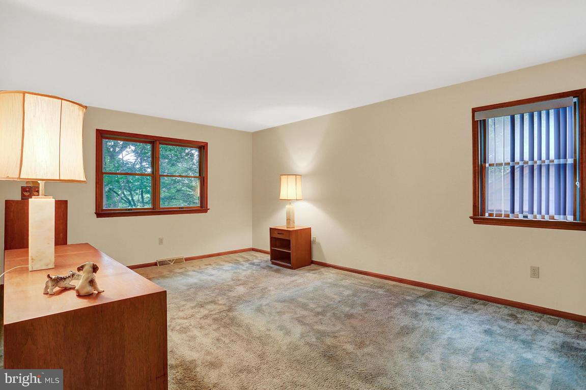 2609 Pennwood Road Lancaster, PA 17601 - Photo 16 of 24 Gallery Image 16