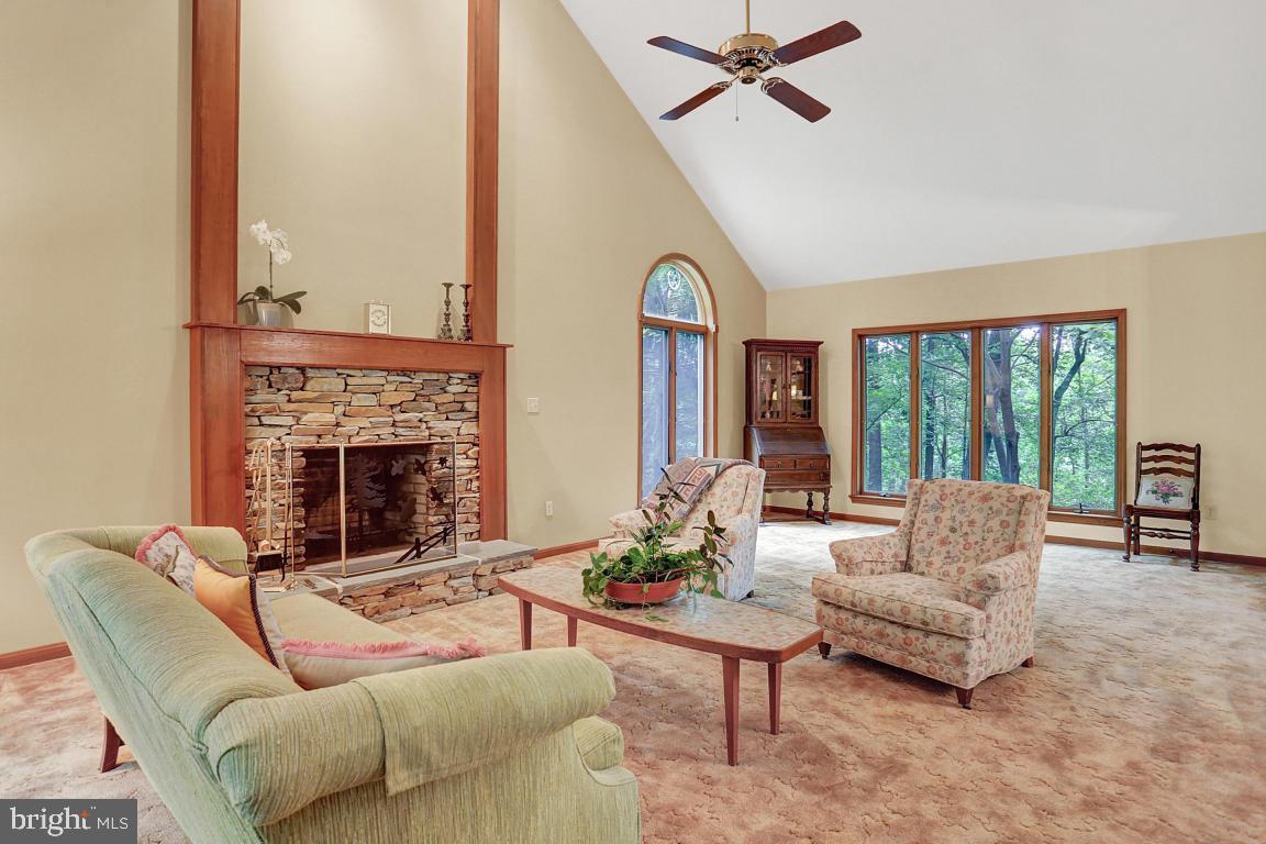 2609 Pennwood Road Lancaster, PA 17601 - Photo 4 of 24 Gallery Image 4