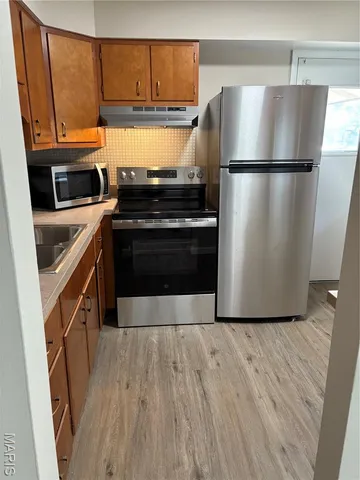 $49,400 | 7407 Sieloff Drive, Unit F, Hazelwood, MO 63042