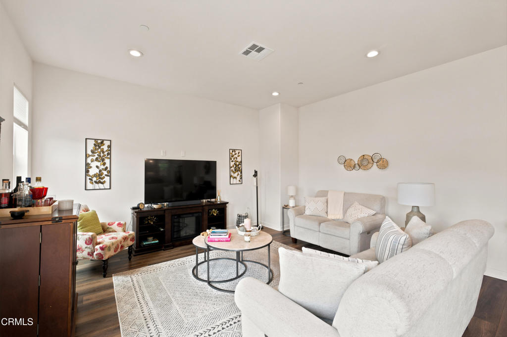 1639 Range Road Oxnard, CA 93036 - Photo 10 of 55