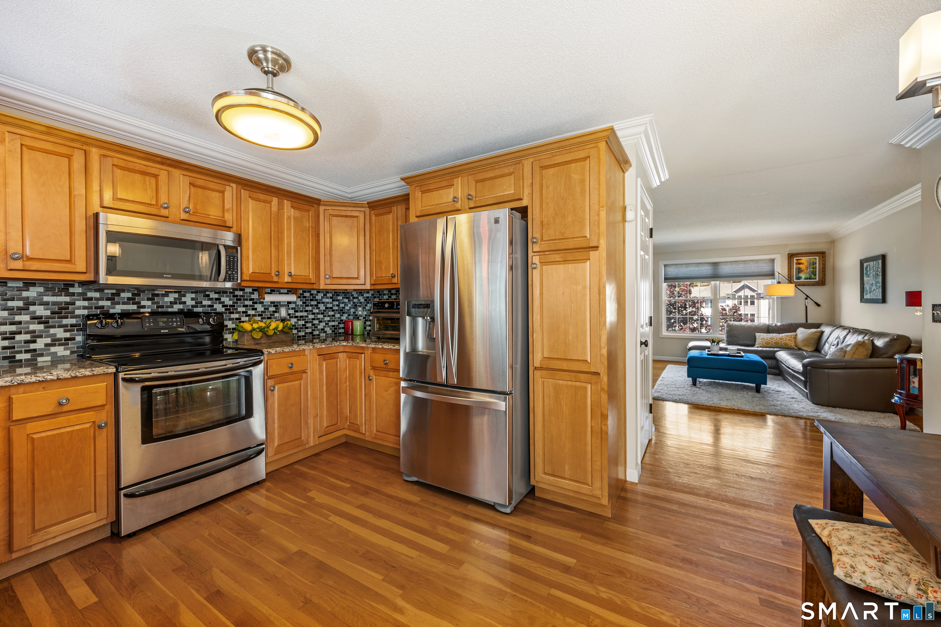 119 Taft Pointe, Unit 3 Waterbury, CT 06708 - Photo 10 of 29 Tile backsplash