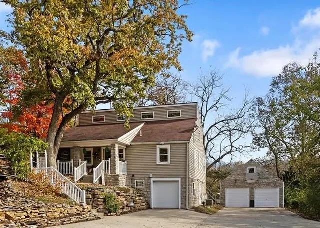 $469,000 | 5825 Noland Road, Kansas City, MO 64133