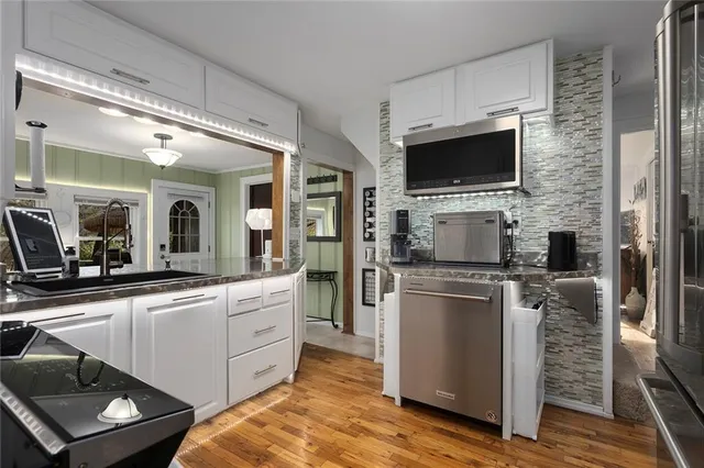 $479,000 | 5825 Noland Road, Kansas City, MO 64133