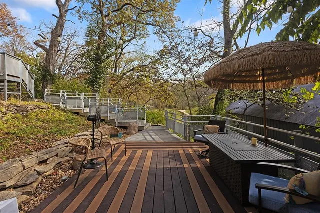 $479,000 | 5825 Noland Road, Kansas City, MO 64133