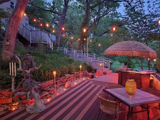 $469,000 | 5825 Noland Road, Kansas City, MO 64133